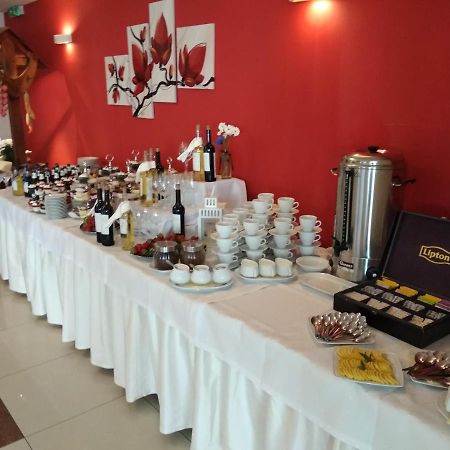 Hotel Kaprys Świdnik المظهر الخارجي الصورة