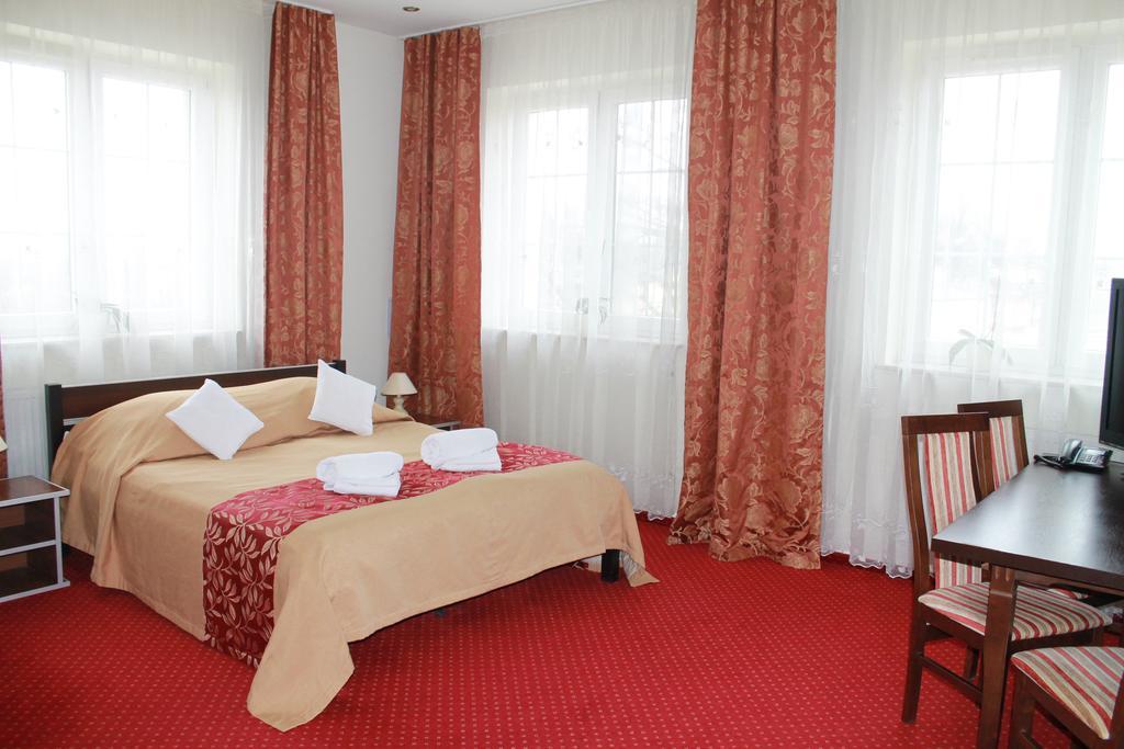 Hotel Kaprys Świdnik المظهر الخارجي الصورة